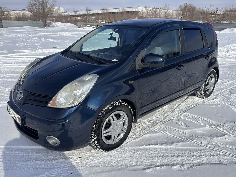 Продам Nissan Note автомат