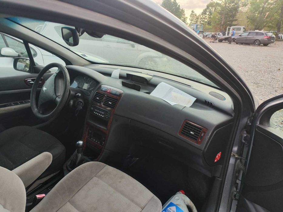 Peugeot 307 Много броики на части пежо 307