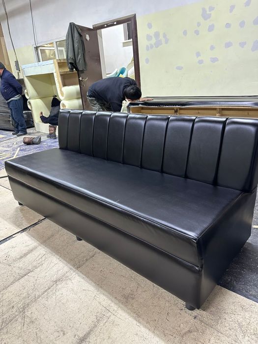 Диваны для кафе баров