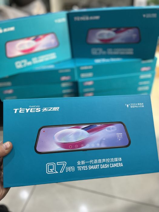 Teyes videoregistrator sifatli