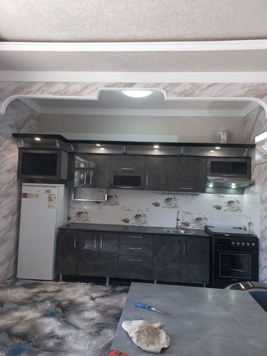 Oshxona mebel Dastavka bilan