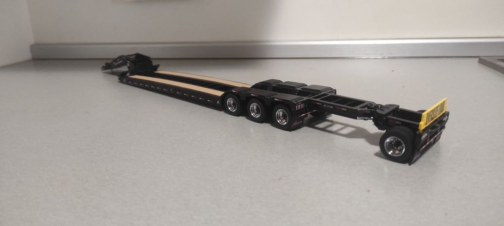 Метални модели мащаб 1:50