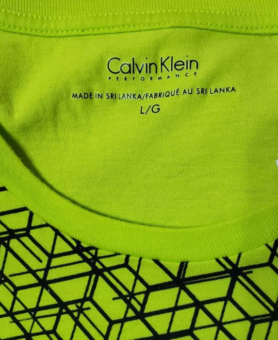 Нови оригинални фланелки CALVIN KLEIN - 100%  памук - L