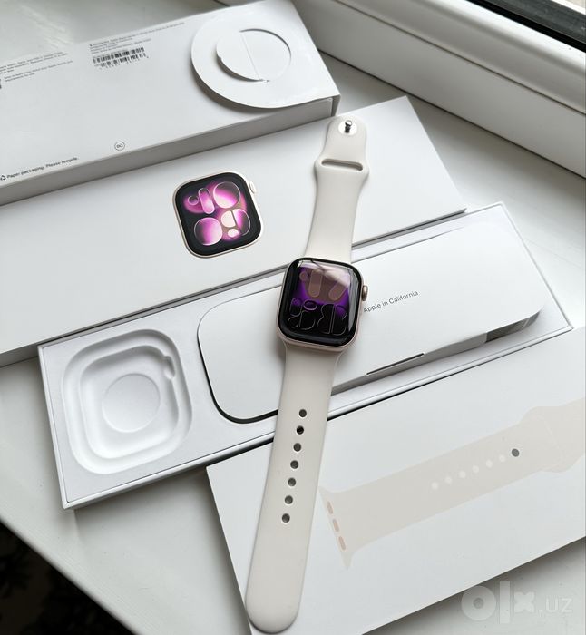 Apple iWatch 11 Gold 42mm 100%