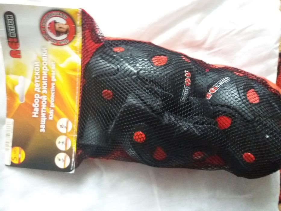 Детский   мир .    Продам   шлем