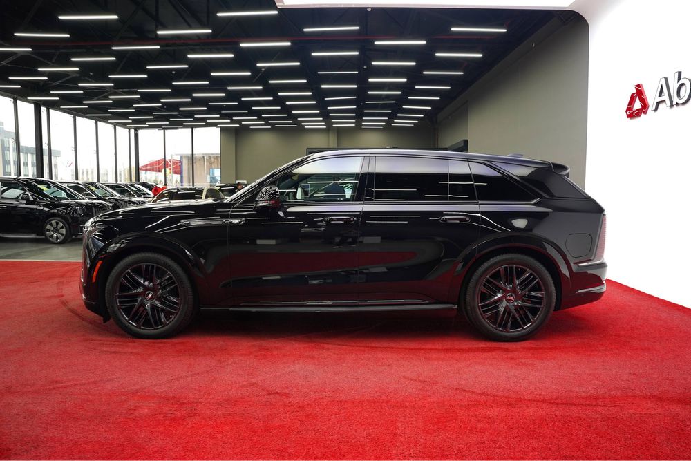 Cadillac Escalade ev 2025