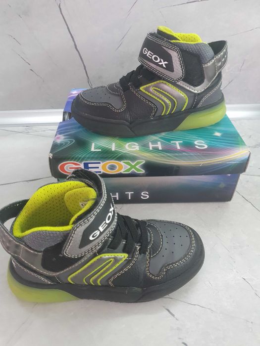 Детски кецове за момче Geox