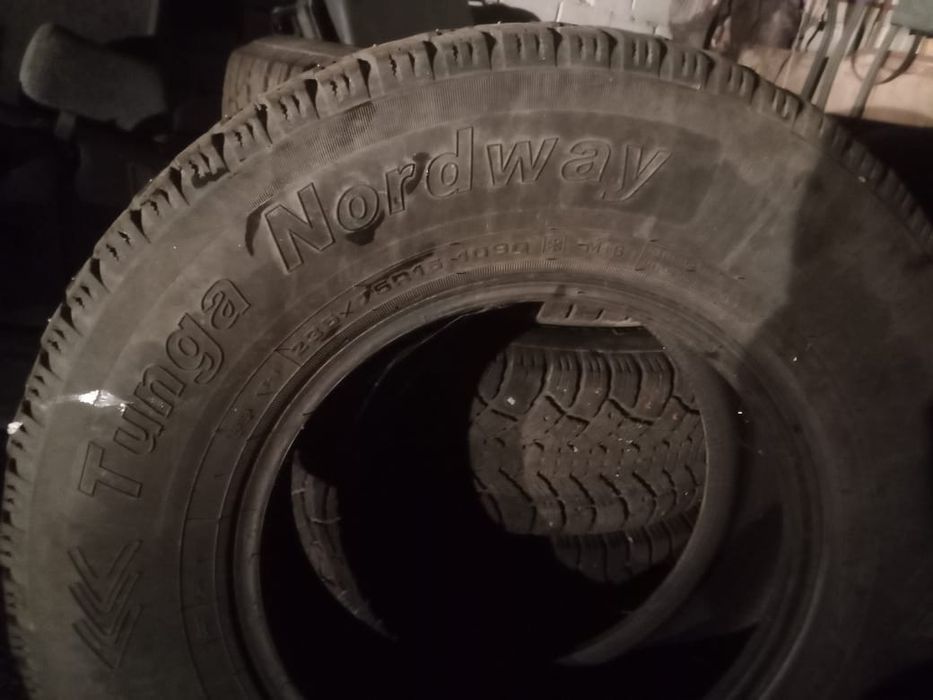 Продам резину  зима и лето