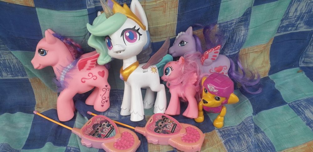Продам детские игрушки