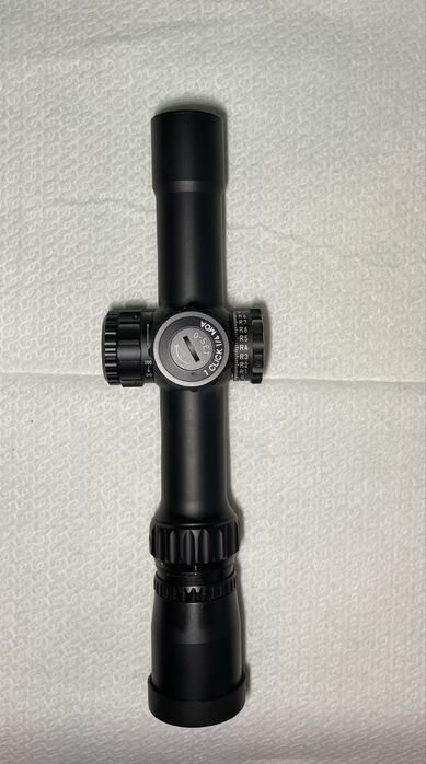 Vând lunetă MARCH 1 - 10 X 24 reticul iluminat MTR 2 , absolut noua , în cutie . Diametrul 30 mm . Preț 5000 RON