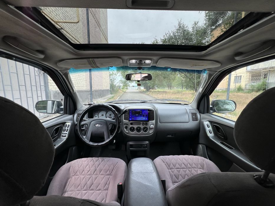 Ford Escape 2004г