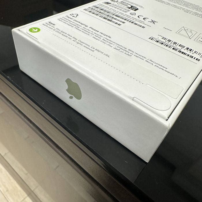 Apple iPhone 17 256GB Mist Blue, Sage, Black Нов! 12м Гаранция!