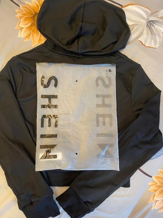 Hanorac cu talie scurta