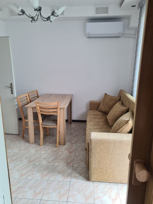 Дава се под наем Двустаен апартамент в Асеновград - 50 кв.м за 280.5 € - Снимка #1