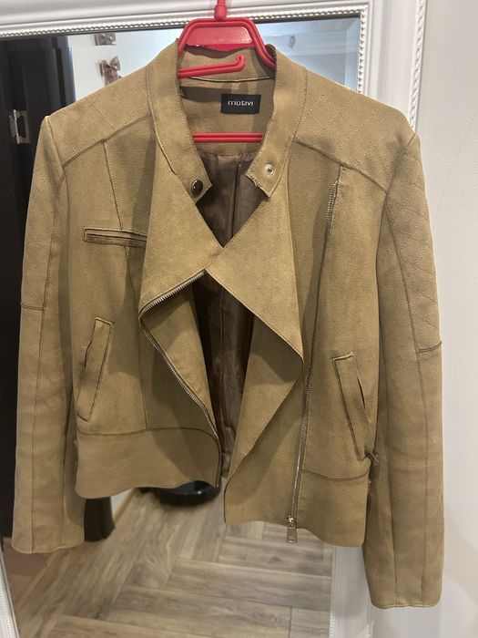 Дамско яке Motivi