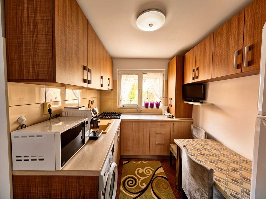 OVIDIU - Casa Cocheta Amplasata Central Langa Primarie- 125.000 Eur Comision 0!