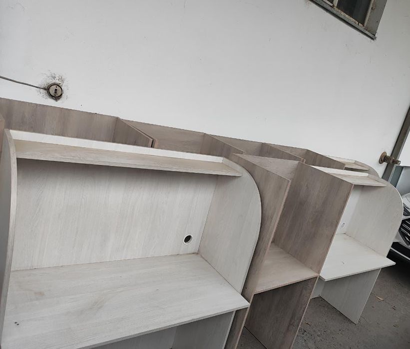 Столы по 5 тысяч