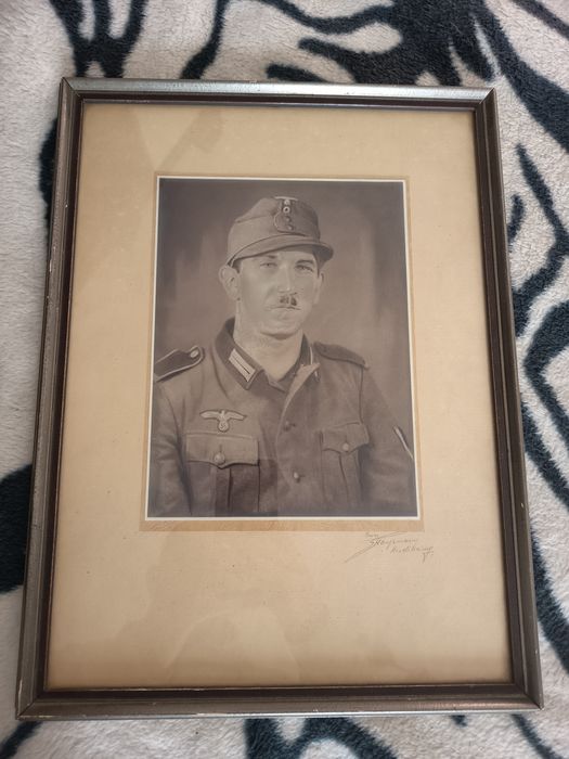 Tablou vechi Poza Cu Soldat German Semnat