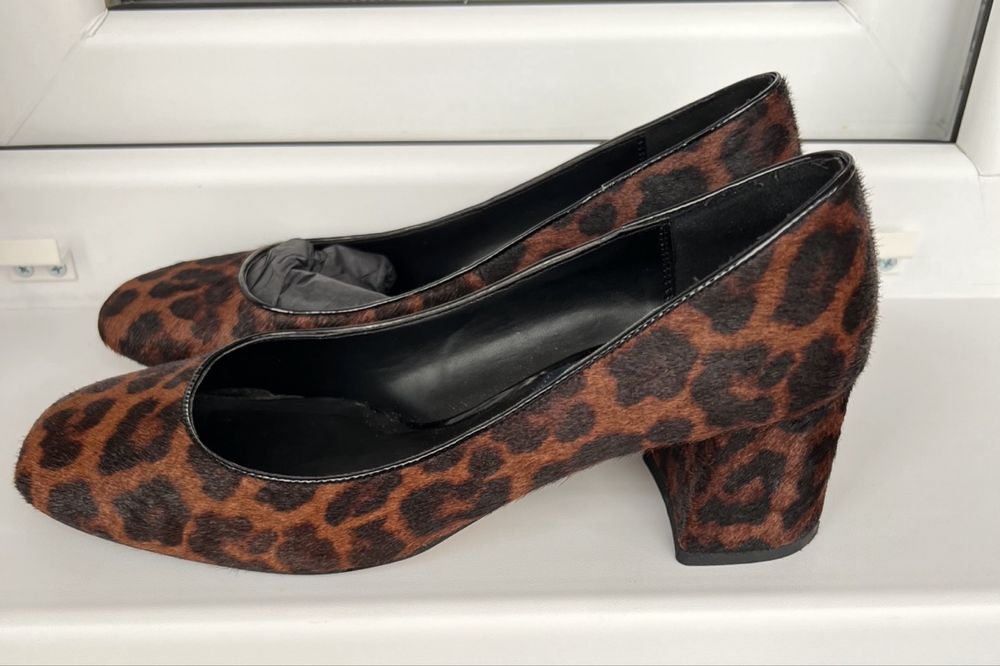 Ботинки. туфли кожаные