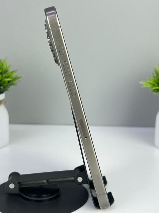 Телефон Apple iPhone 15 Pro Max 256GB