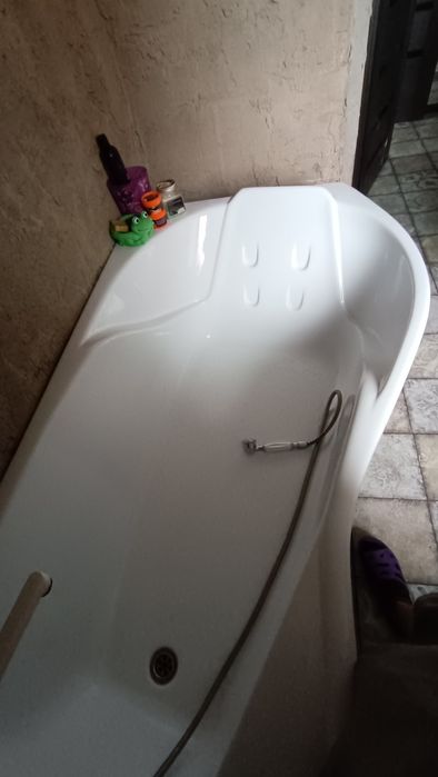 Ванная акриловая