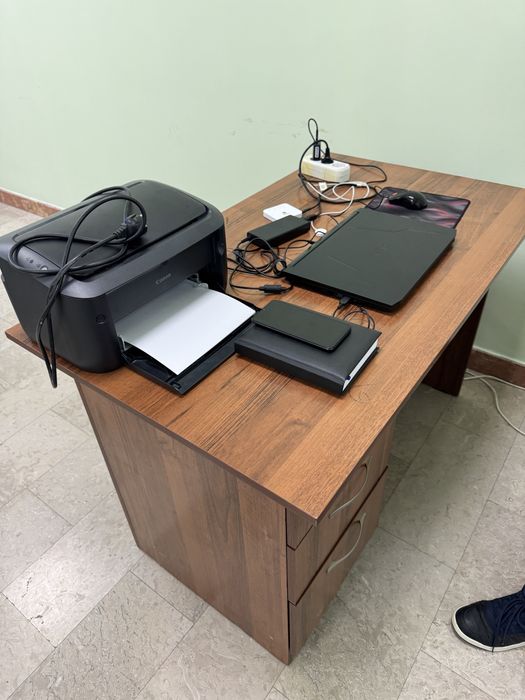 Б/У Офис стол стулья