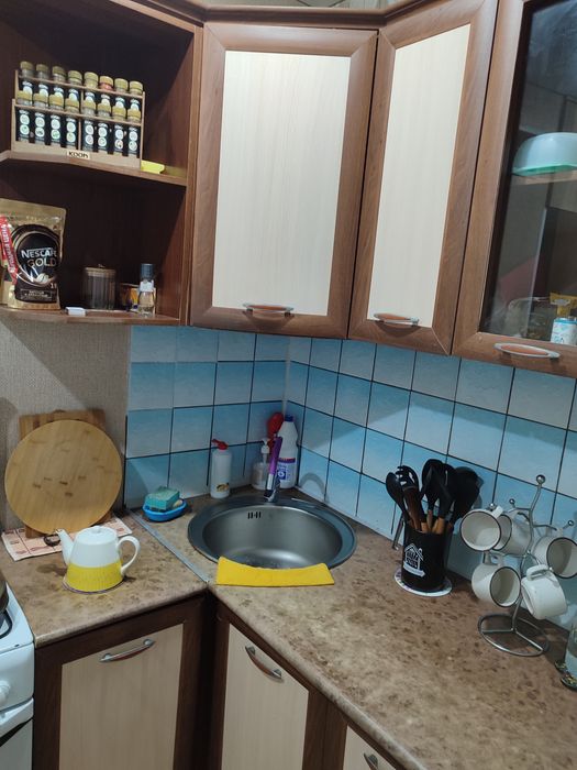 Срочно продам кухню