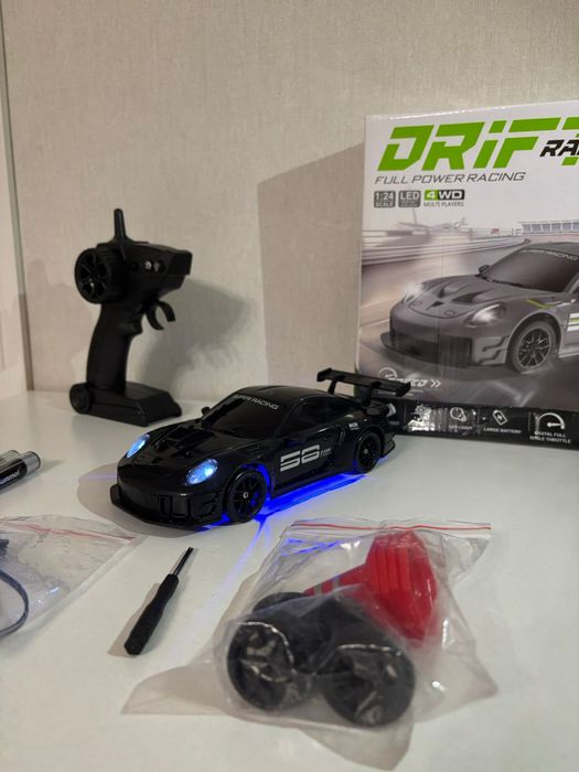 Дрифт машинка на радиоуправлении