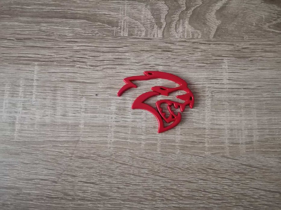 Hellcat лого червена емблема дясна