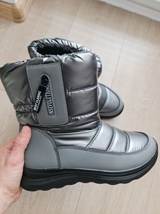 Дамски топли боти