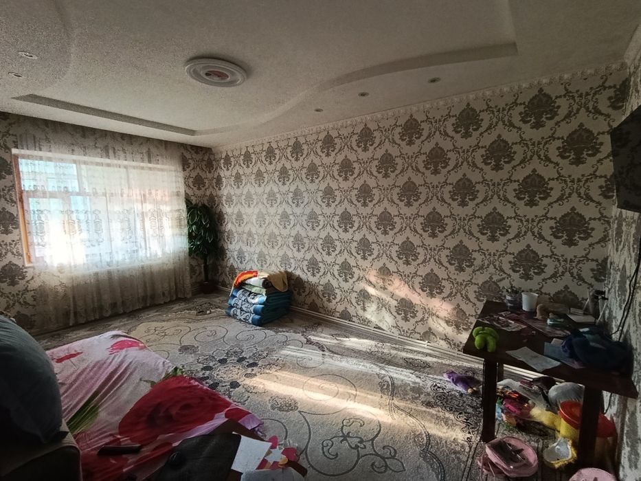 Сотилади 2 хонали квартира!