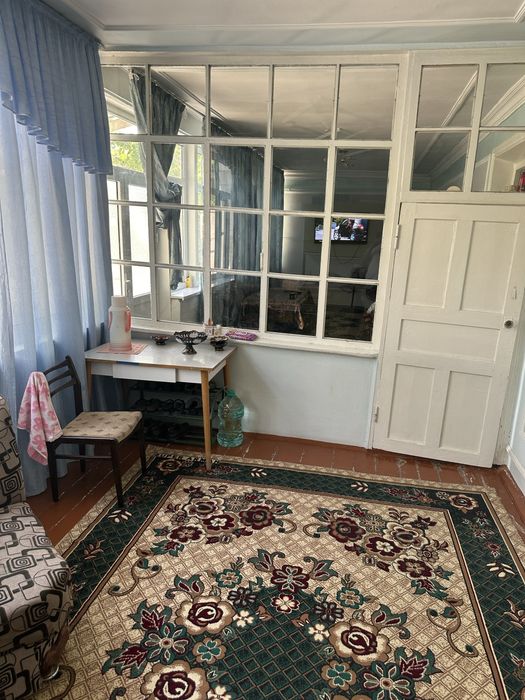 Водилда Ховли уй жой сотилади 8 сотих.