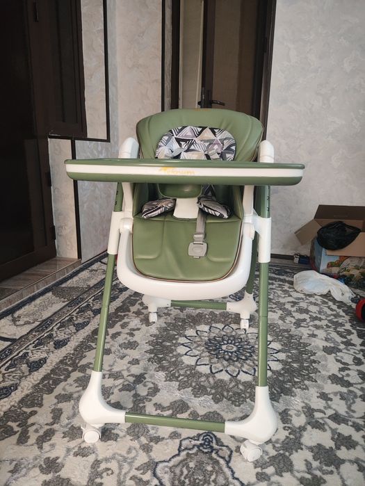 Стульчик для кормления детей  Teknum
