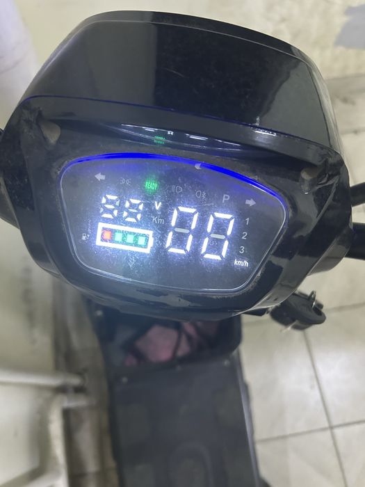 Электроскутер ск8