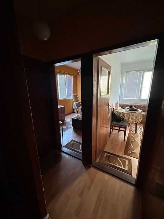 Продава се Тристаен апартамент в Попово - 75 кв.м за 932 €/кв.м - Снимка #2