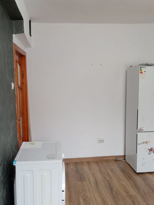 Închiriez apartament 2 camere