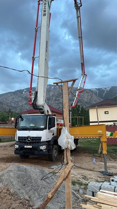 Автобетононасос (слон)