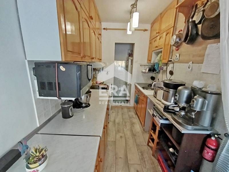 Продава се Тристаен апартамент в Поморие - 97 кв.м за 841 €/кв.м - Снимка #2