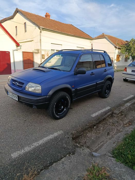 Suzuki grand vitara1