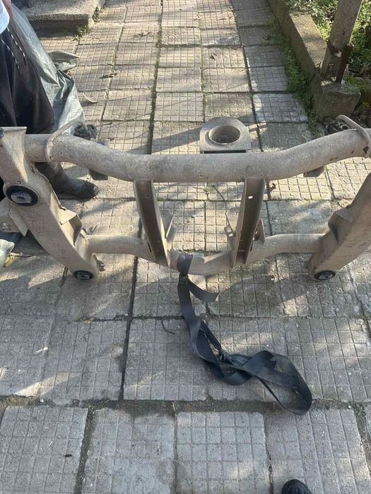 Заден мост renault cango 4x4