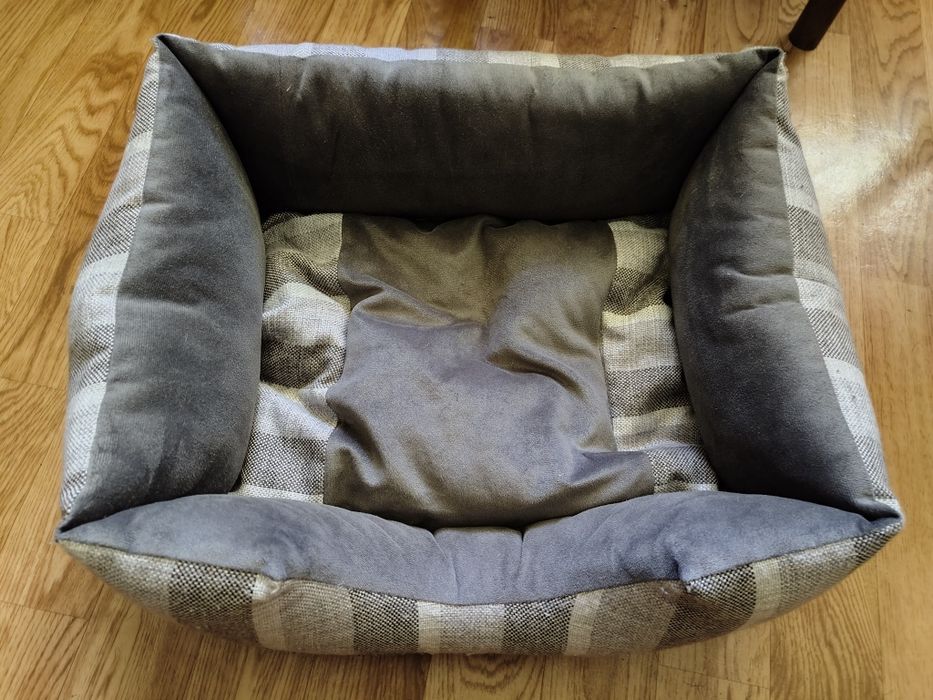 Лежанка для собаки или кошки