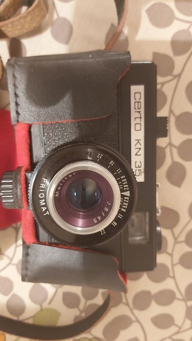 Фотоапарат нов за ценители