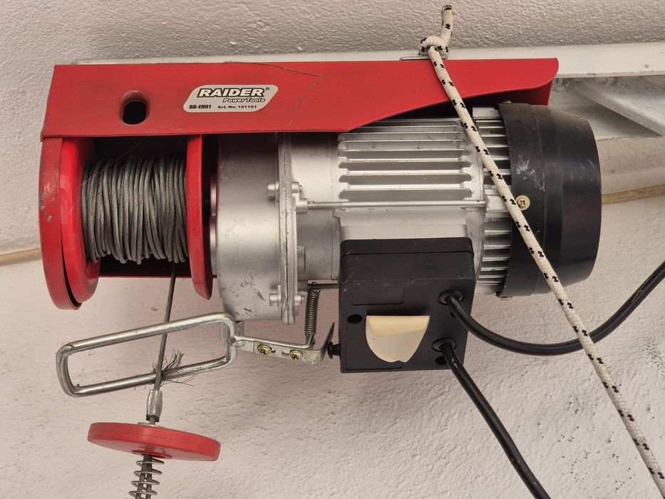 Електрически телфер RAIDER RD-EH01