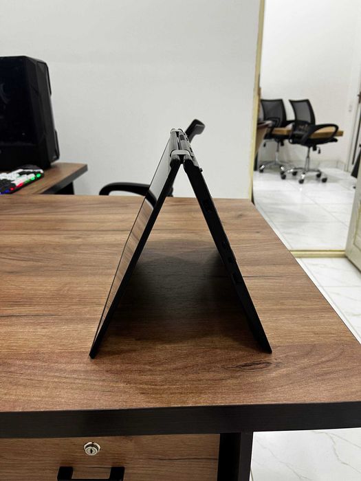 Сенсорный ноутбук Lenovo Yoga 370 Core i5