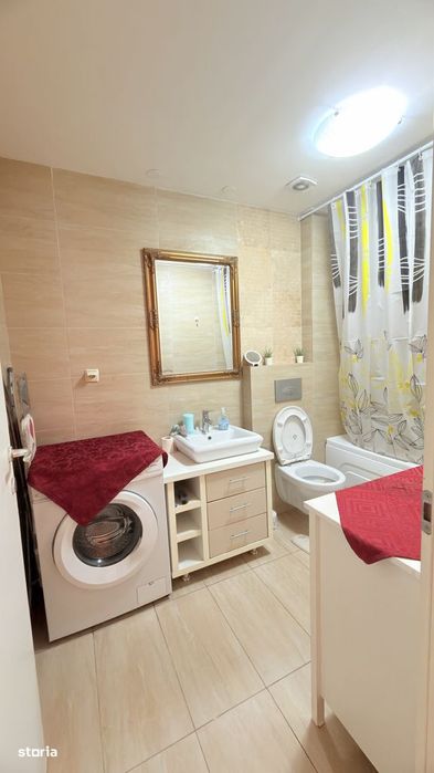 Apartament 2 camere, mobilat/utilat, vedere la piscina,în Cosmopolis !
