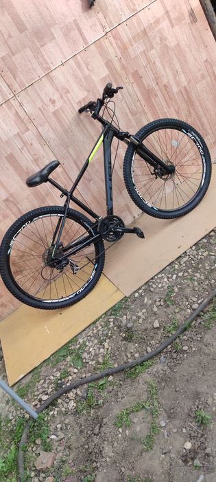 Bicicleta Cannondale, CUBE