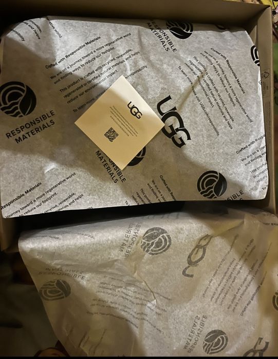 Нови ботушки UGG