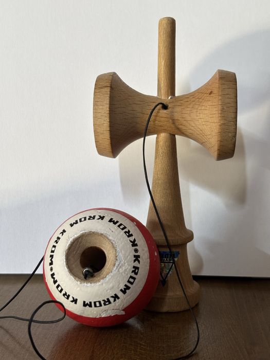 Kendama KROM  POP