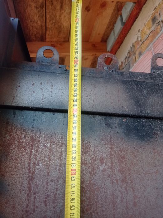 Нова блиндирана входна врата