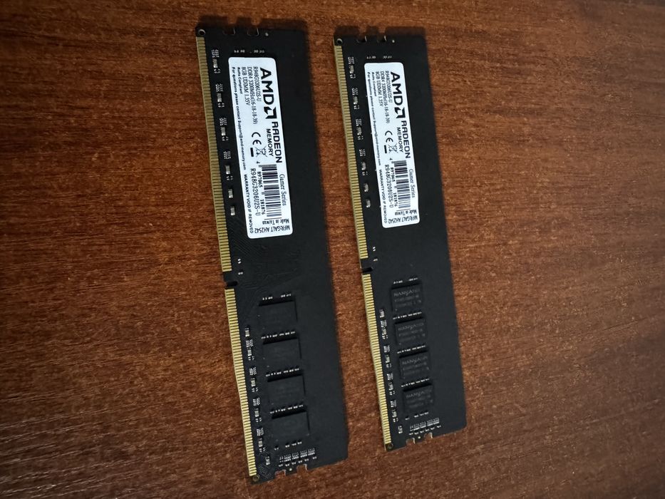 Оперативка ОЗУ DDR4 8GB